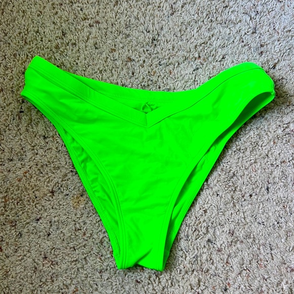 NEVER WORN like green VS Pink swim bottoms - Picture 1 of 3